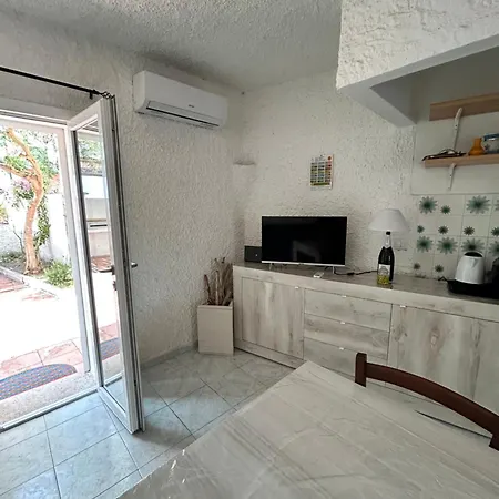 Apartman Li Pintaderi Isola Rossa